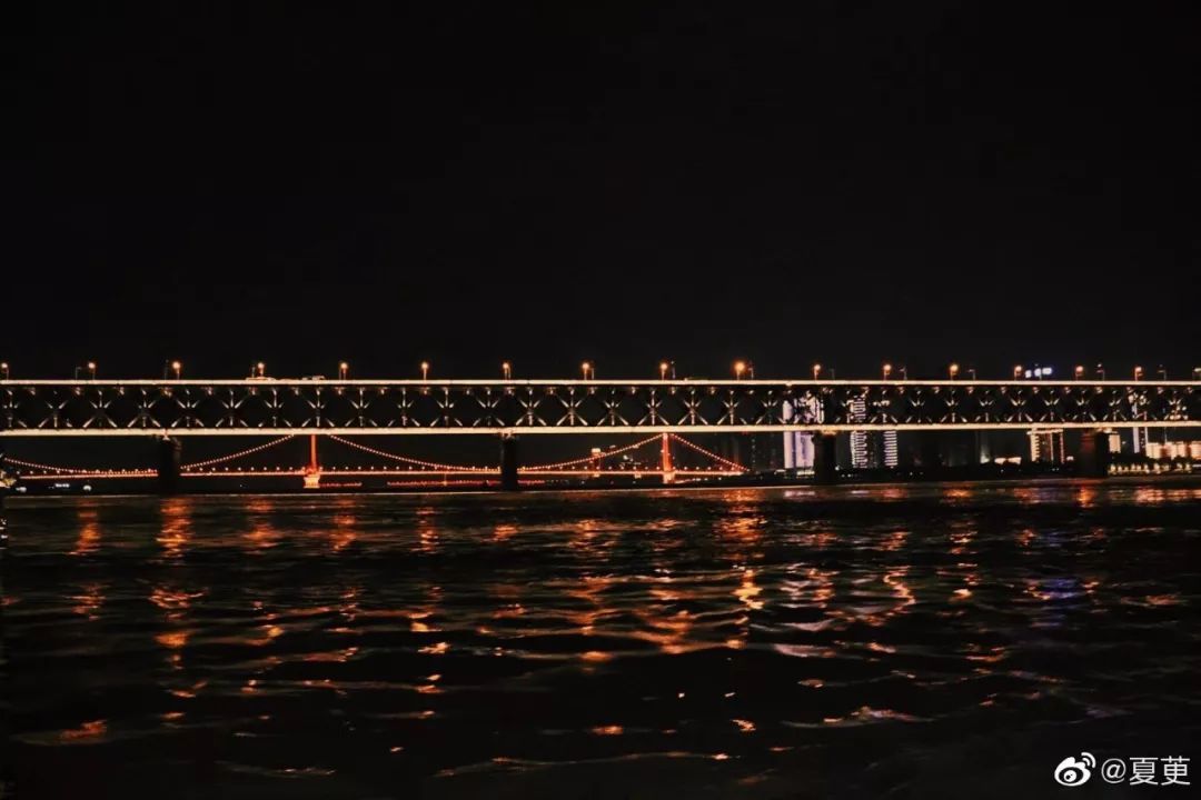 武漢長江大橋怎么玩兒_武漢長江大橋景點怎么游_武漢長江大橋游玩攻略