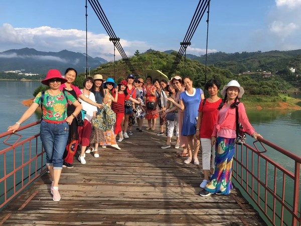 東江湖黃草鎮(zhèn)旅游攻略_黃草鎮(zhèn)景點(diǎn)攻略_去黃草鎮(zhèn)哪里住宿好