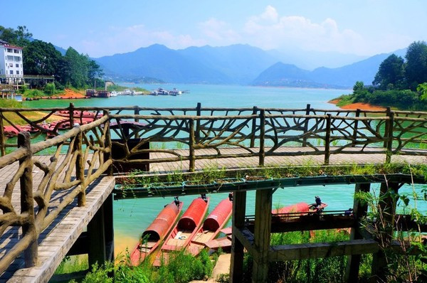 黃草鎮(zhèn)景點(diǎn)攻略_去黃草鎮(zhèn)哪里住宿好_東江湖黃草鎮(zhèn)旅游攻略