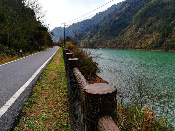 去黃草鎮(zhèn)哪里住宿好_東江湖黃草鎮(zhèn)旅游攻略_黃草鎮(zhèn)景點(diǎn)攻略
