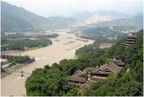 成都青城山旅游攻略_攻略成都青城旅游山莊的路線_成都旅游攻略青城山風景