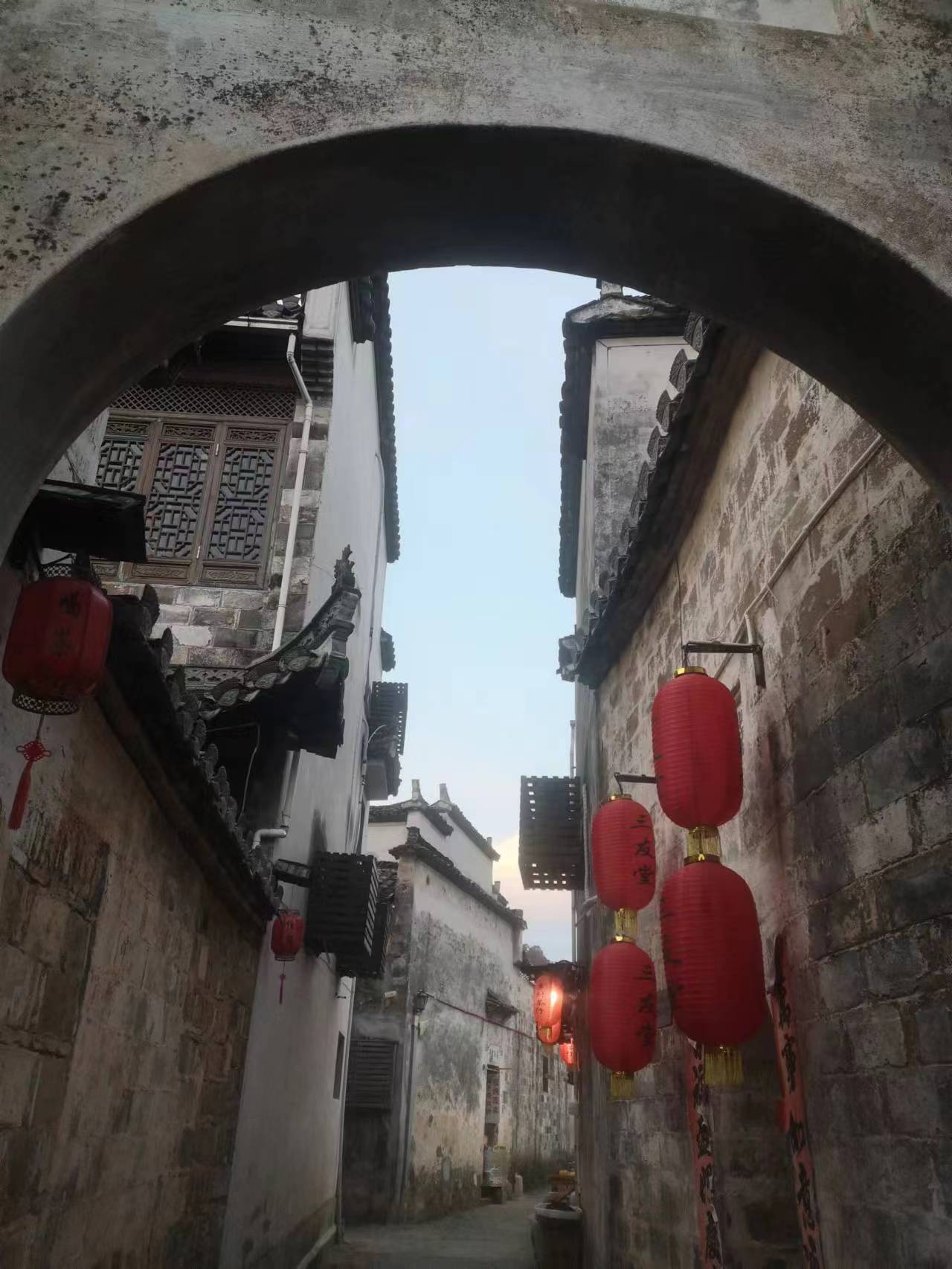 黃山宏村自駕游攻略二日游_黃山宏村自駕游攻略_黃山到宏村一日游